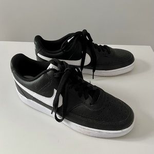 Nike Court Vision Low